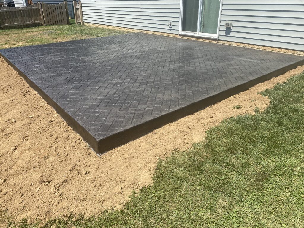 Herringbone - Coal Medium