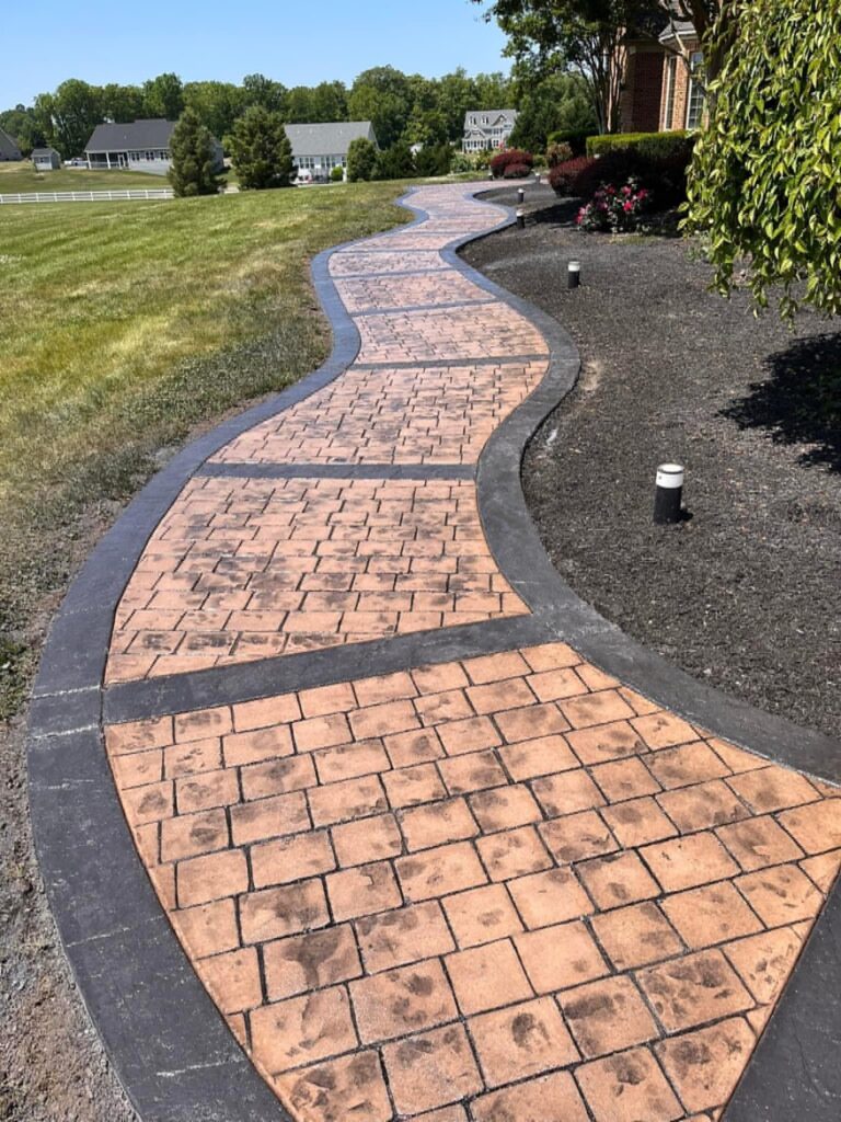 Windsor Cobble with Rough Stone Texture Border